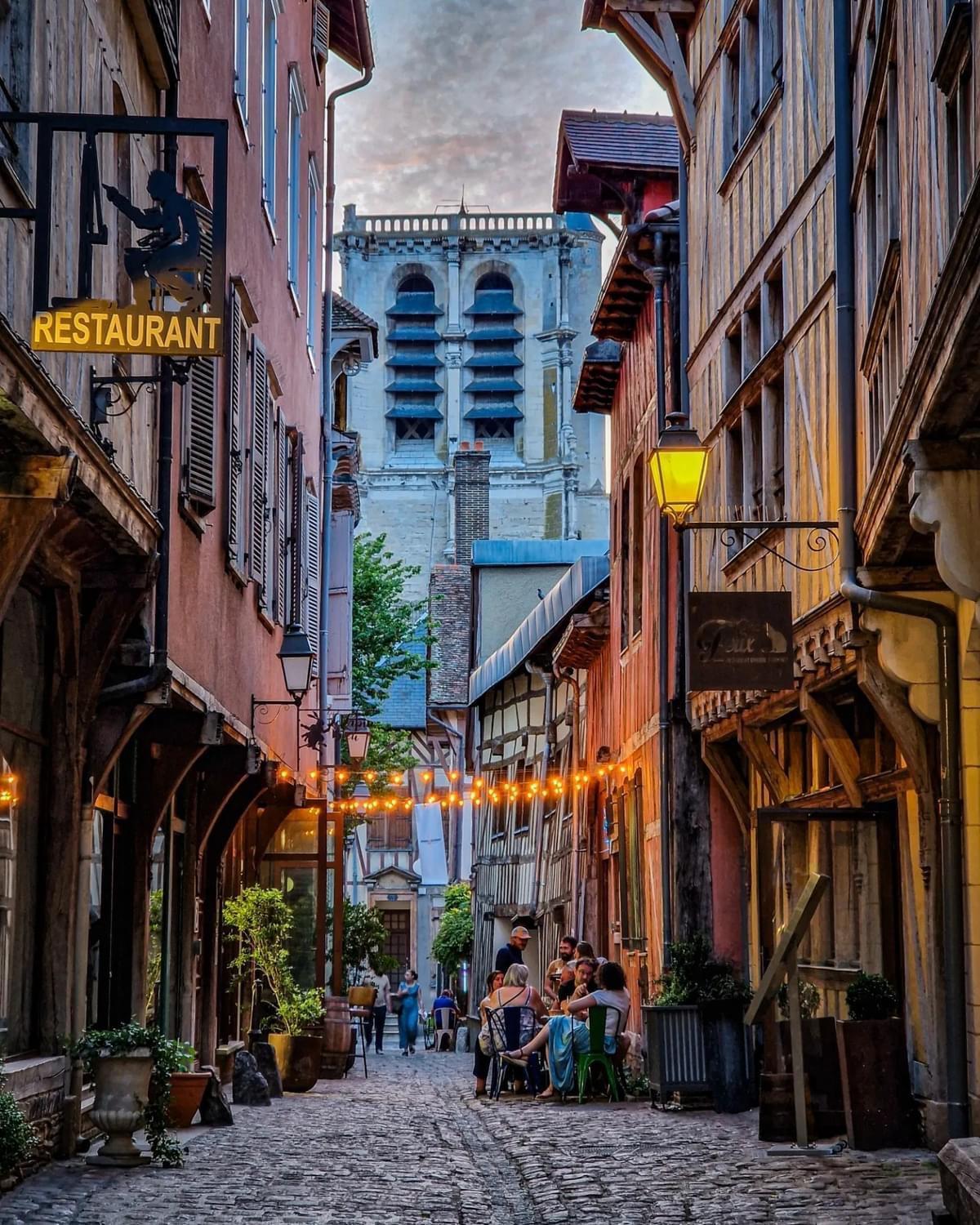 Appartamento Le Sacre Troyes Esterno foto